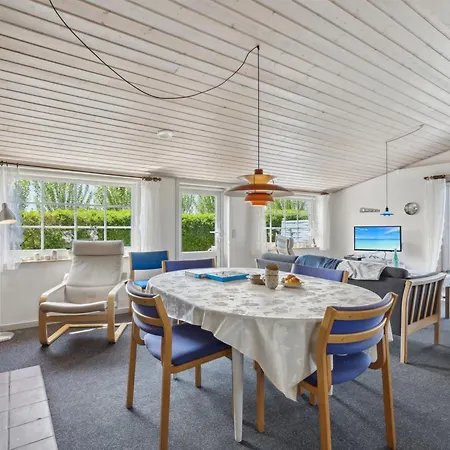 Amy - 150m From The Sea By Interhome بيت للعطل
