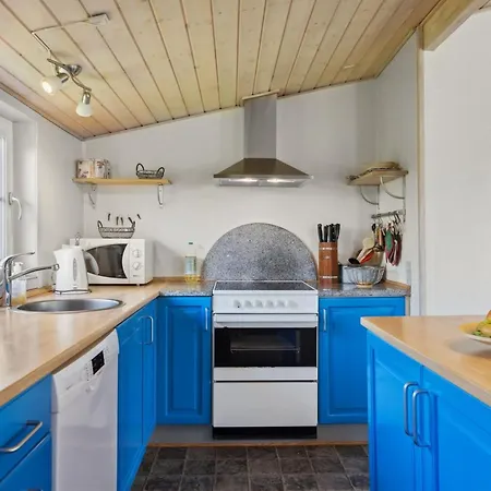 Amy - 150m From The Sea By Interhome Feriehus